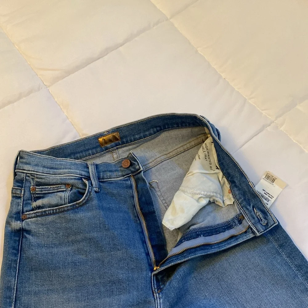 Mother the Rider Ripped High Rise Ankle Jeans. Straight leg. Sz: 30 - Picture 7 of 14